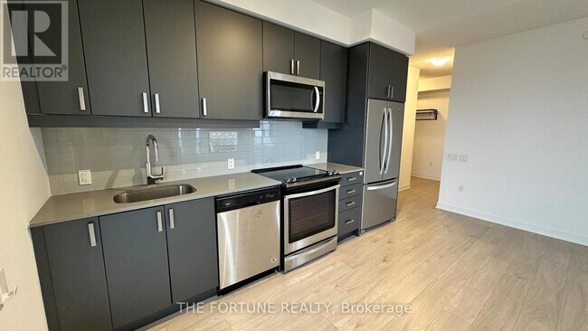 Building Photo - 8 Nahani Way