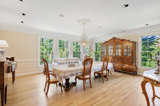 Building Photo - 9720 Holloway Hill Ct