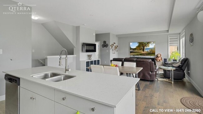 Photo du bâtiment - 2070 Meadowgate Blvd