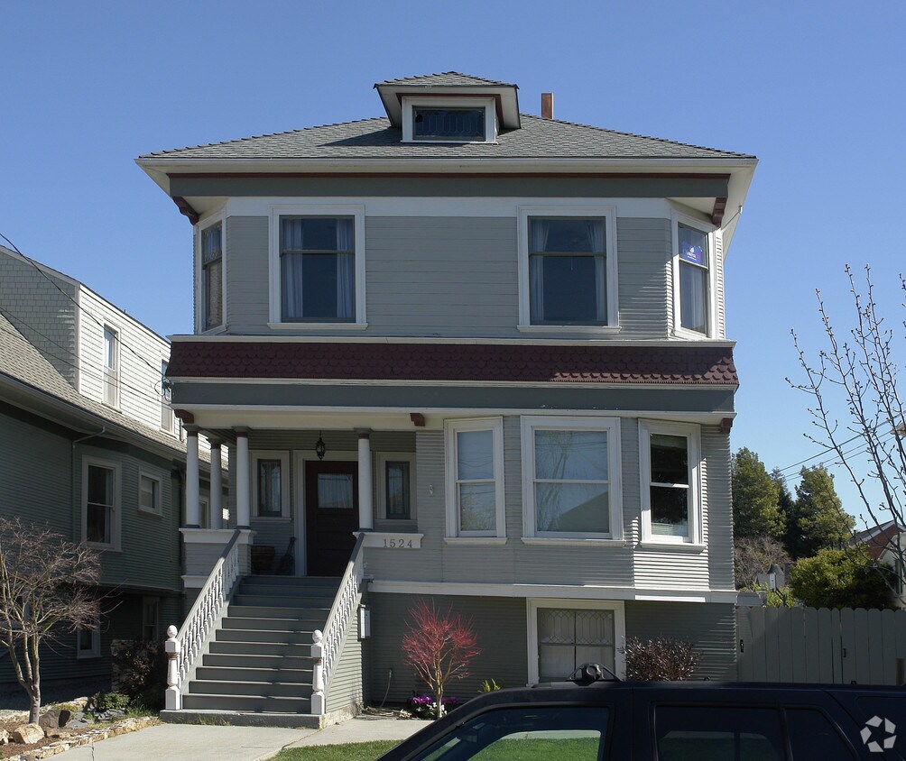 Primary Photo - 1524 Morton St