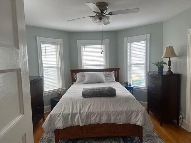 Foto del edificio - 11 Crescent Ave