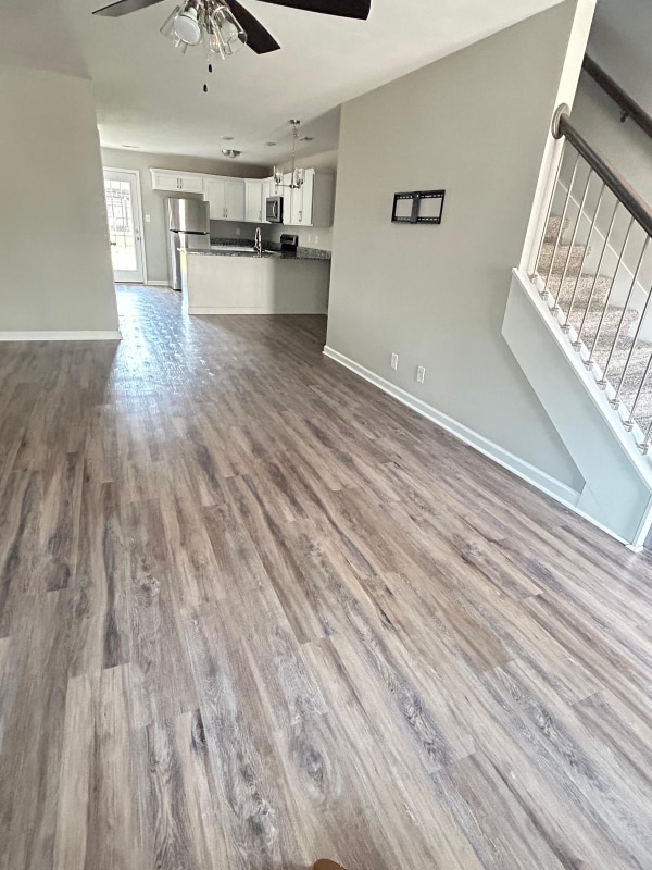 Building Photo - 638 Stowe Ct