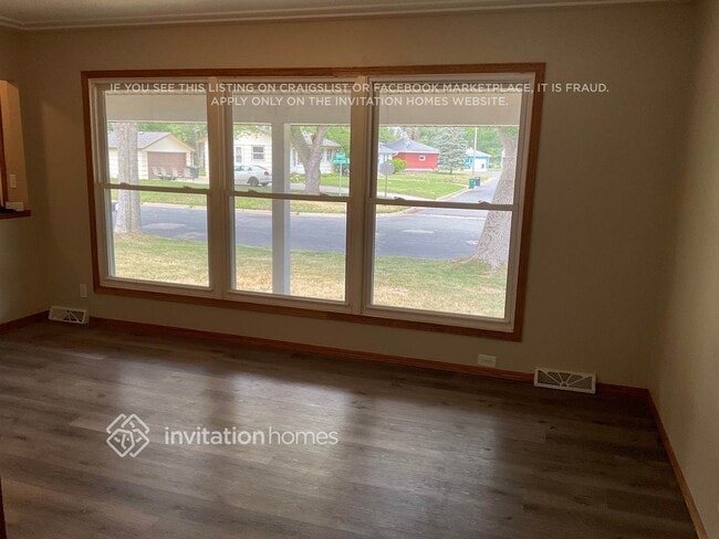 Foto del edificio - 614 Centennial Dr