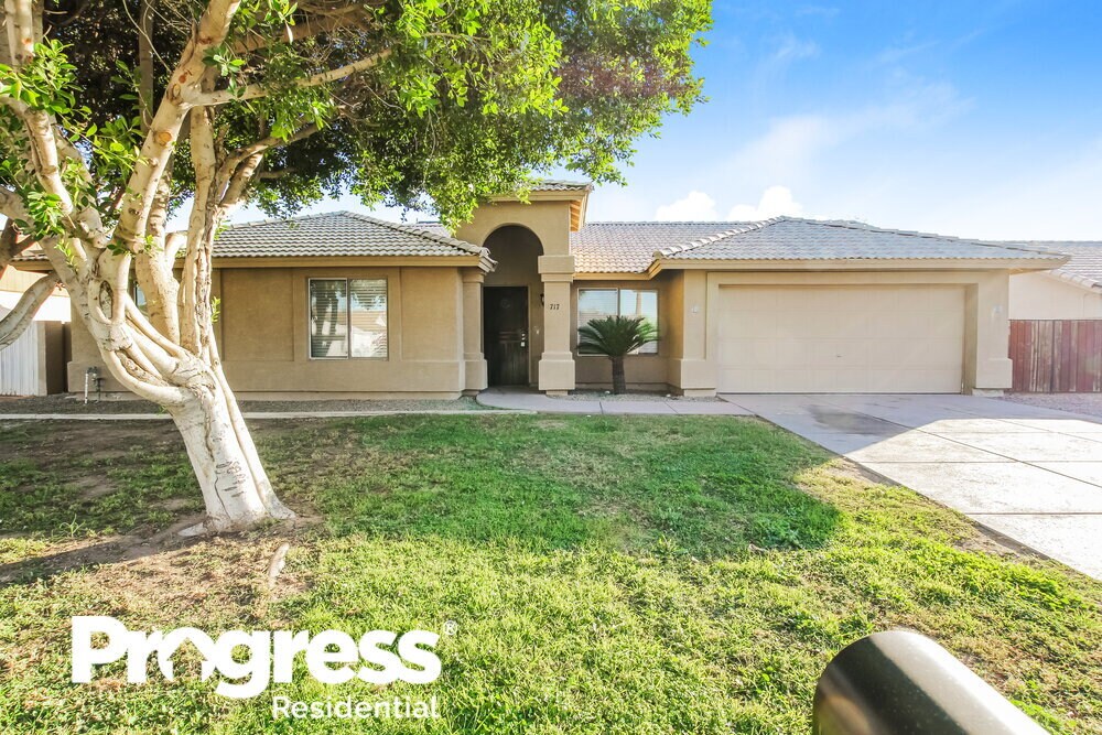 Primary Photo - 717 E Calle Chulo Rd