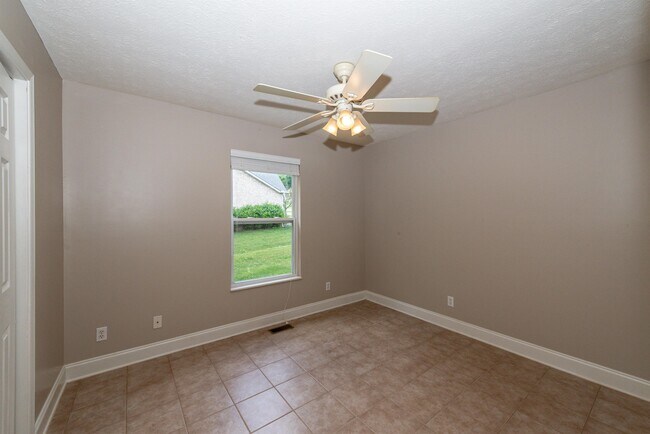 Building Photo - 149 Mountain Crest Ln
