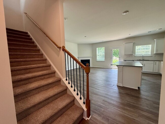 Foto del edificio - Beautiful, New Construction, 4BR/3.5BA Home in Secrest Commons
