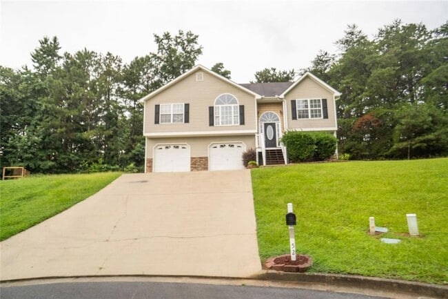 Building Photo - 52 Fieldstone Ct