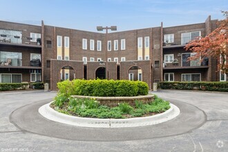 Building Photo - 1525 Sander Ct
