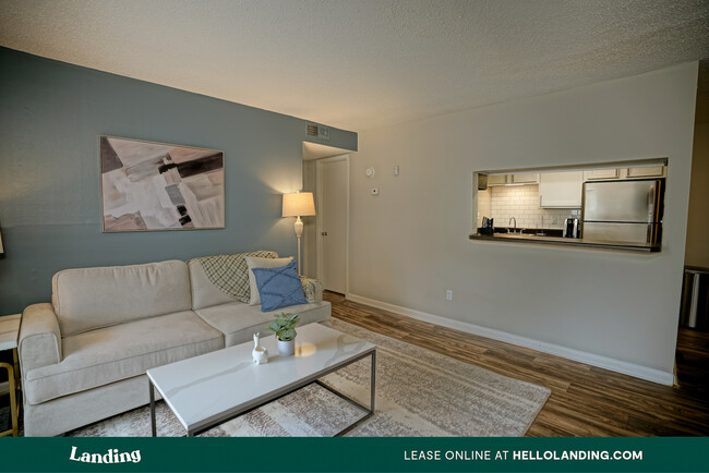 Foto del edificio - 801 Cahaba Forest Cove
