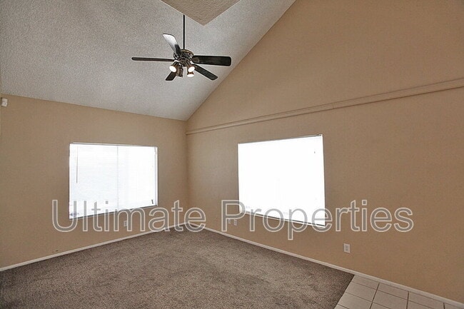 Building Photo - 6718 W Kings Ave