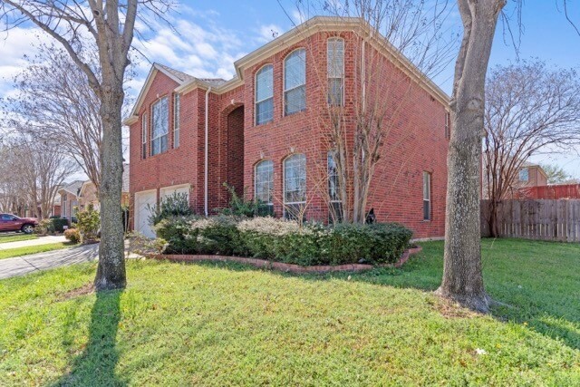 Building Photo - 3015 Honey Locust Dr