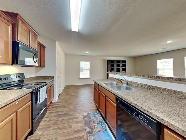 Building Photo - 1115 Leigh Ln
