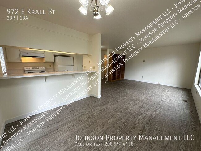 Foto del edificio - 972 E Krall St