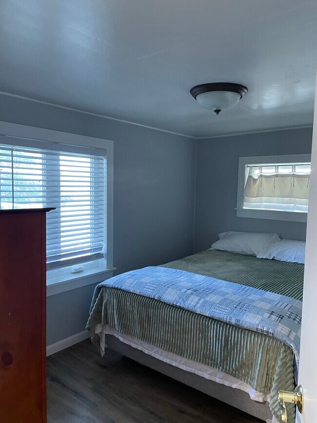 Building Photo - 7880 Ribeck Ln