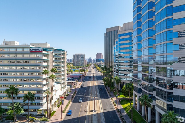 Encanto has an active corridor of high-rises.