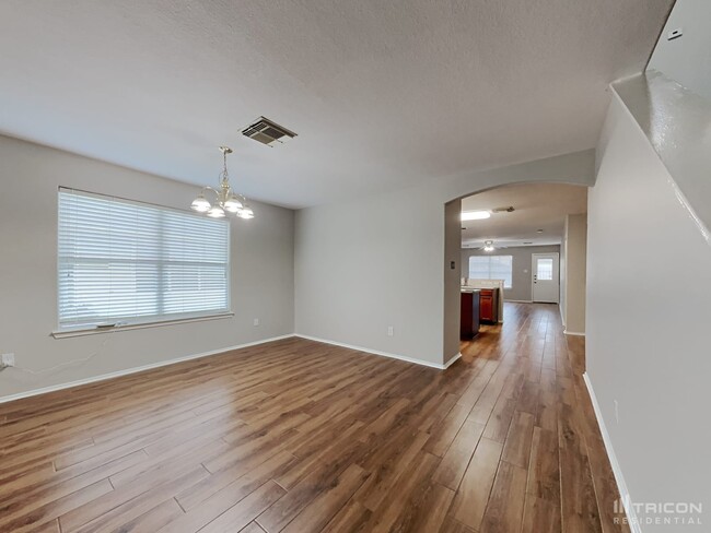 Building Photo - 431 Sunset Colony Drive Rosharon TX