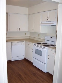 Building Photo - 2807 Longmire Dr