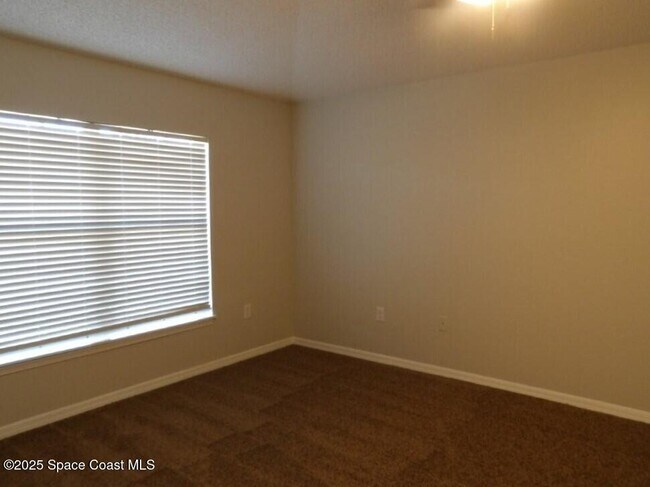 Foto del edificio - 2961 Gabrysh Ave SE