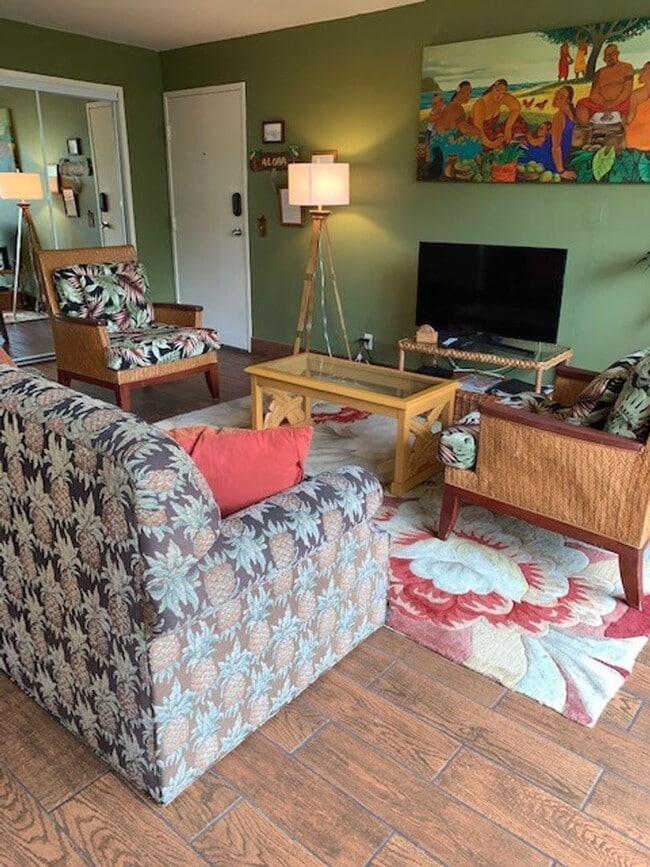 Building Photo - Makaha Valley Plantation - Two Bedroom