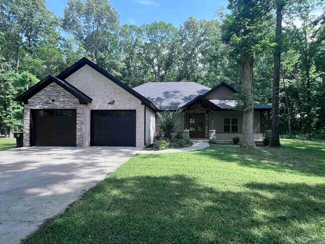 Foto del edificio - 206 Bridgewood Dr