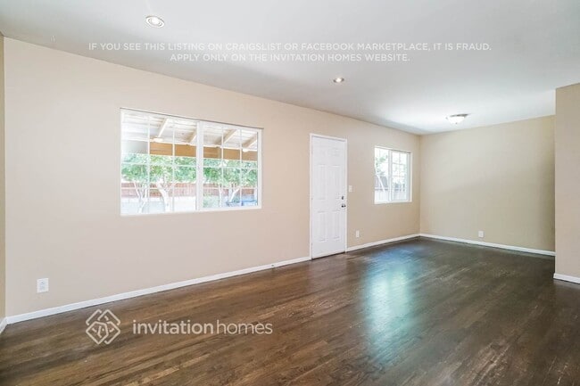 Building Photo - 14249 Hoyt St