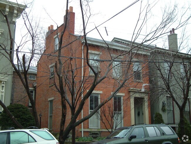 Foto del edificio - 204 Garrard St