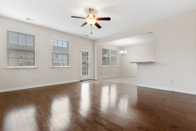 Building Photo - 9814 Lone Cypress Ln