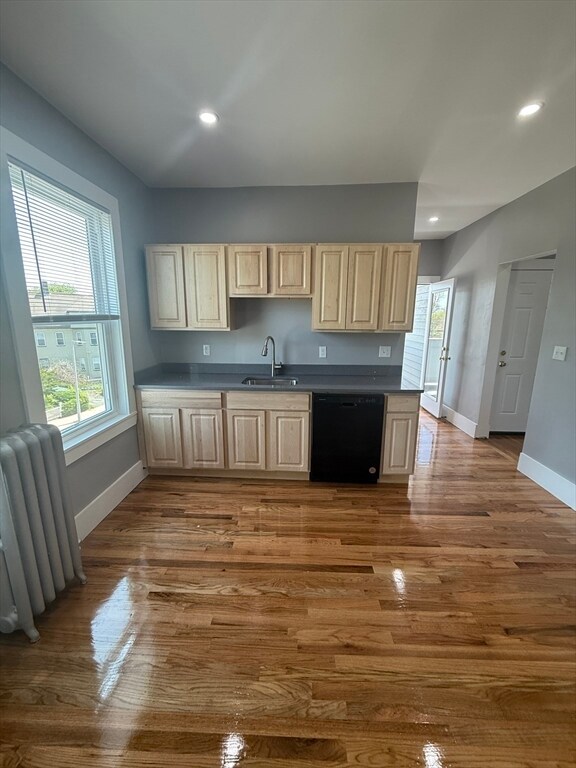 Foto del edificio - 620 Norfolk St