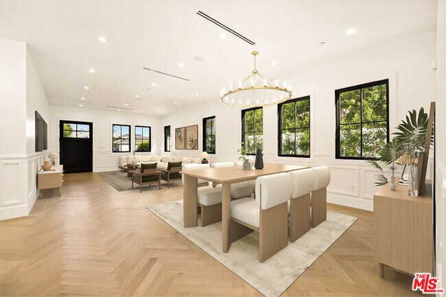 Foto del edificio - 4539 Longridge Ave