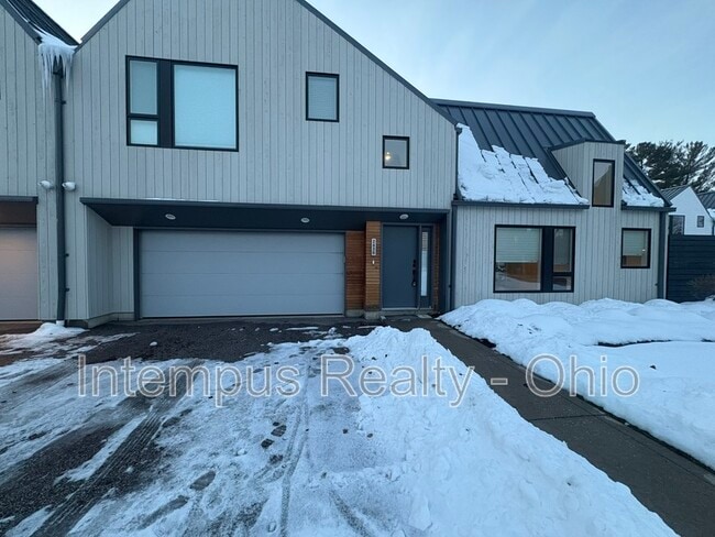 Foto del edificio - 2430 Richmond Rd