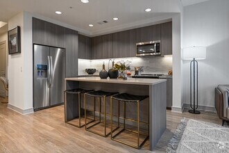 Interior Photo - Hanover Brazos Street