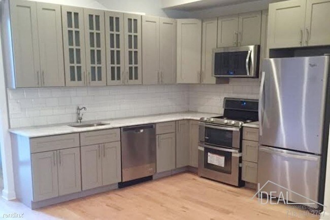 Foto del edificio - 928 Eastern Pky