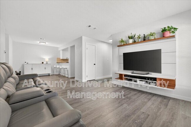 Foto del edificio - 7250 S Gaylord St