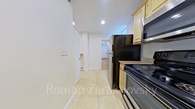 Foto del edificio - 1320 Commonwealth Ave