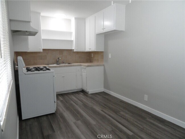 Foto del edificio - 509 S Mathews St