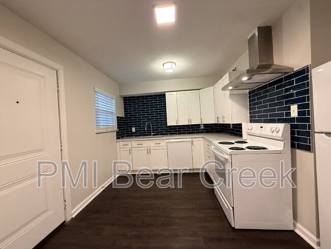 Building Photo - 1824 Thonig Rd