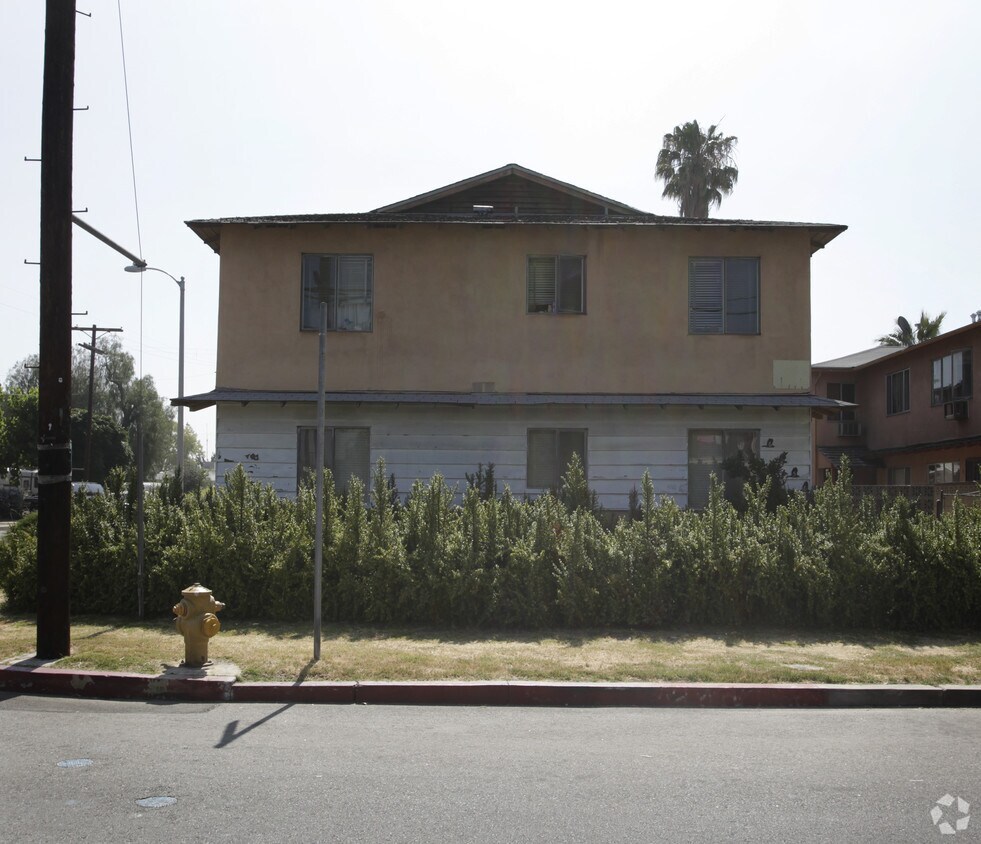 Building Photo - 6256 Beck Ave