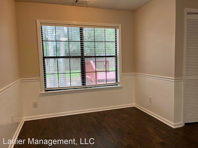 Foto del edificio - 3 br, 2 bath House - 21 Green Iris Ct