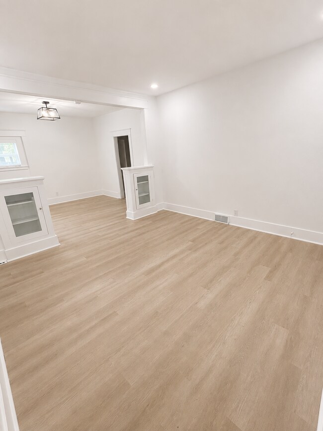 Foto del edificio - 415 S Harrison St