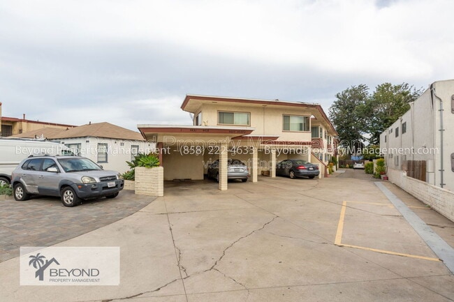 Foto del edificio - 4437.5 Menlo Ave