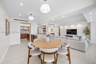 Building Photo - 19355 Turnberry Way