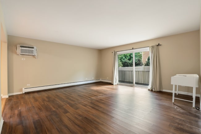 Building Photo - 505 Kenilworth Ave