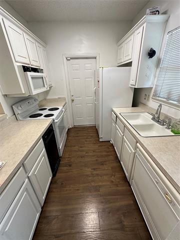 Foto del edificio - 2507 Pinegrove Cir