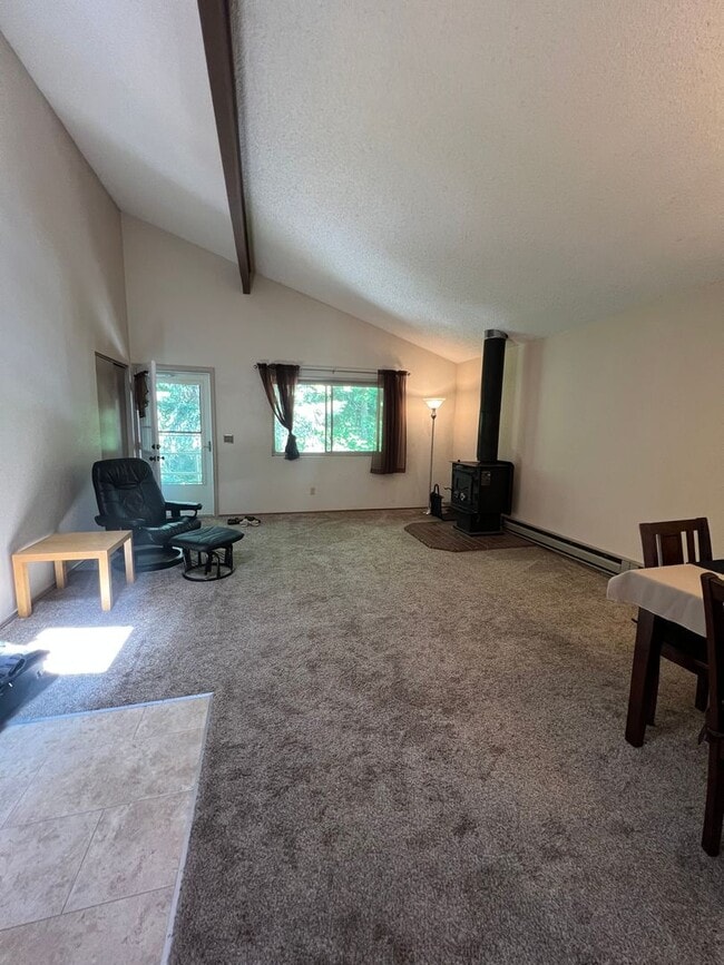 Building Photo - Cozy MIL in Maple Valley