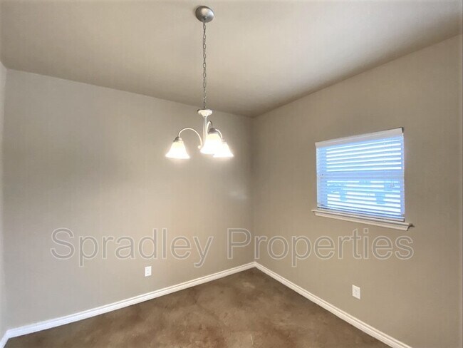 Foto del edificio - 7020 Cameron Park Rd