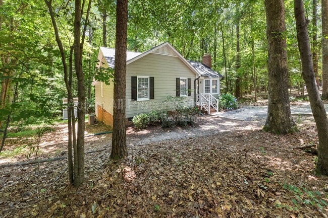 Building Photo - 3921 Bamburgh Ln