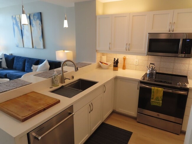 Foto del edificio - Furnished One Bedroom Downtown Condo with ...