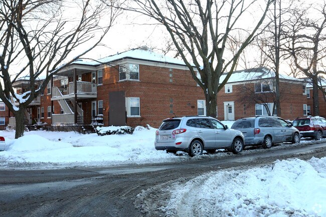 Foto del edificio - 2103-23 W. Berwyn Ave.