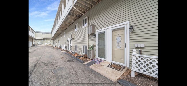 Foto del edificio - 125 Wa Wee Nork Dr