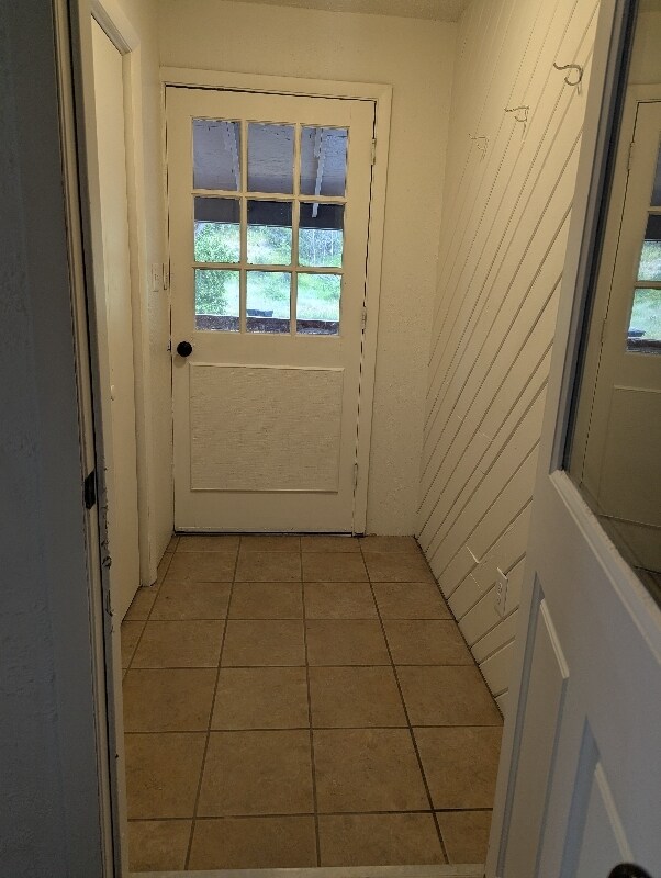 Foto del edificio - 2562 Cortina Ln